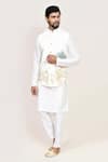 Buy_Arihant Rai Sinha_White Linen Embroidery Nehru Jacket 