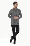 Buy_Kustomeyes_Black Cotton Ink Theory Designer Printed Shirt _at_Aza_Fashions