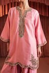 Buy_Akara_Blush Chanderi Silk Embroidery V-neck Pink Kurta Set 