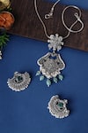 Buy_Mero Jewellery_Silver Plated Pearls Green Kempstone Pendant Necklace Set _at_Aza_Fashions