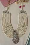 Shop_Do Taara_Gold Plated Polki And Pearl Necklace _at_Aza_Fashions