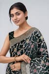 Buy_Samyukta Singhania_Green Zari Scoop Neck Dark Woven Banarasi Saree With Blouse 