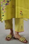 Buy_Roza_Yellow Linen Embroidery V-neck Viola Floral Print Kurta And Pant Set 
