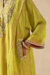 Shop_Begum_Green Silk Sequins, Embroidery Notched Neck Parizad Kurta Pant Set 