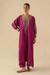 Buy_Begum_Magenta Silk Sequins, Embroidery V-neck Saaz Phiran Kurta With Pant _at_Aza_Fashions