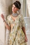 Buy_Paulmi And Harsh_Ivory Chiffon Embroidery V-neck Floral Pre-draped Saree Set 