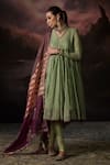 Buy_Swatti Kapoor_Green Chanderi V-neck Nina Floral Print Kurta 