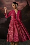 Swatti Kapoor_Pink Cotton Embroidery V-neck Zoya Woven Kurta Set _at_Aza_Fashions
