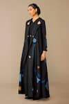 Ampm_Black Silk Embroidery V-neck Fiza Abaya Kurta Set _Online