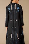 Buy_Ampm_Black Silk Embroidery V-neck Fiza Abaya Kurta Set _Online