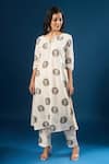 Shop_Naintara Bajaj_Off White Cotton Notched Neck Floral Print Kurta Set _Online_at_Aza_Fashions