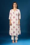 Shop_Naintara Bajaj_Off White Cotton Split V-neck Flower Print Kurta With Pant _Online_at_Aza_Fashions