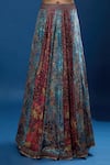 Tarun Tahiliani_Pink Embroidery, Beads Notched Neck Floral Pattern Lehenga Set _Online_at_Aza_Fashions