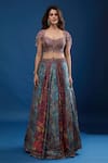 Buy_Tarun Tahiliani_Pink Embroidery, Beads Notched Neck Floral Pattern Lehenga Set _Online_at_Aza_Fashions