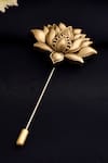 Cosa Nostraa_Gold Lotus Legacy Gift Ensemble _Online_at_Aza_Fashions