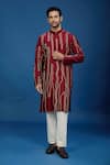 Buy_Countrymade_Maroon Embroidery Abstract Kurta Set _at_Aza_Fashions