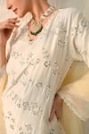 Buy_Ohh Crow_Cream Chanderi Silk Mirrors V-neck Embroidered Kurta Set _Online