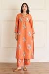 Buy_Juanita By Shubhda_Orange Silk Embroidery V-neck Amber Printed Kurta With Pant _at_Aza_Fashions