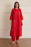 Buy_Juanita By Shubhda_Red Silk Embroidery Round Neck Crimson Printed Kurta And Pant Set _at_Aza_Fashions
