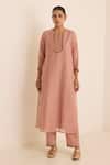 Buy_Juanita By Shubhda_Pink Chanderi Embroidery Split V-neck Ivy Peach Kurta Set _Online_at_Aza_Fashions