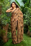 Buy_Aza X Shilpa Shetty Kundra_Beige Chiffon, Viscose, Crepe, Modal, Animal Print Saree With Hand Bustier _Online