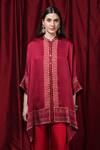 Buy_Krishna Mehta_Red Modal Round Neck Block Print Kaftan _at_Aza_Fashions