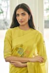 Vaayu_Lime Muslin, Cotton Applique Daffodil Floral Saree With Unstitched Blouse Piece _Online_at_Aza_Fashions