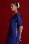 Buy_Sitaraa_Blue Embroidery V-neck Kanchana Kurta With Pant _Online_at_Aza_Fashions