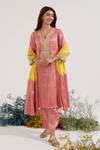 Buy_Nero India_Pink Chanderi Embroidery Round Neck Floral Kurta Set _Online_at_Aza_Fashions
