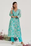 Buy_Nero India_Blue Jacquard Embroidery V-neck Textured Kurta With Pant _Online_at_Aza_Fashions