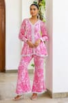 Buy_Sanam_Pink Chiffon Embroidery V-neck Lily Print Kurta And Pant Set _at_Aza_Fashions