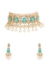 Buy_Auraa Trends_Gold Plated Pearls Kundan Choker Necklace Set _Online_at_Aza_Fashions