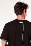 Buy_Jubinav Chadha_Black Cotton Embroidery Origami Boat And Waves T-shirt 