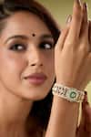 Nazaakat By Samara Singh_Green Imitation Gemstones Kundan Bracelet _Online_at_Aza_Fashions