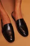 Buy Dmodot Black Plain Flat Slip-on Style Shoes at Aza Fashions Buy_Dmodot_Black Plain Flat Slip-on Style Shoes _at_Aza_Fashions