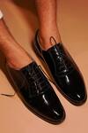 Buy Dmodot Black Plain Handcrafted Oxfords at Aza Fashions Buy_Dmodot_Black Plain Handcrafted Oxfords _at_Aza_Fashions