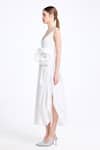 Gauri & Nainika_ Gnd Rst26-13_lzccf1jhrcgpsz _Online_at_Aza_Fashions