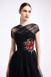 Buy_Gauri & Nainika_ Gn Gwn Rst26-31_hcg8fomf7vbyve _Online_at_Aza_Fashions