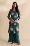 Shop_Roze_Green Cambric, Cotton Embroidery V-neck Aneesa Printed Kurta Set _Online_at_Aza_Fashions
