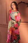 Surkh Syahi_Pink Cotton, Silk Collared Bageecha Albeli Tunic Set _at_Aza_Fashions