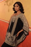 Buy_Surkh Syahi_Black Crepe Embroidery V-neck Pandora Kaftan Set 