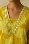 Buy_Thee Modern Roots_Mustard Cotton, Cambric Mirrors V-neck Basanti Bela Printed Kurta Set _Online_at_Aza_Fashions