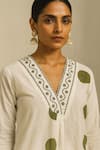 Buy_Thee Modern Roots_Ivory Cotton, Cambric Embroidery, Mirrors V-neck Polka Dot Print Kurta Set _Online_at_Aza_Fashions
