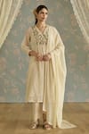 Buy_Kritika Dawar_Ivory Chanderi, Cotton Embroidery V-neck Aria 3d Flower Kurta Set _at_Aza_Fashions
