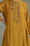 Buy_Kritika Dawar_Yellow Chanderi, Cotton Beads Round Neck Zehra Bird Embroidered Kurta Set 