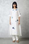 Buy_Nachiket Barve_Ivory Chanderi, Tussar Applique Round Neck Nova Cutwork Kurta And Pant Set _at_Aza_Fashions