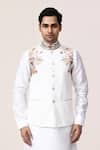 Aryavir Malhotra_White Hand Embroidered Bundi Set _at_Aza_Fashions
