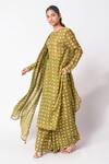 Jayati Goenka_Heena Geometric Print Kurta Set _Online_at_Aza_Fashions