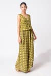 JAYATI GOENKA_Geometric Print Vest With Pant _Online_at_Aza_Fashions
