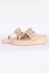 Fuchsia_Cream Embroidery, Beads Morocco Kolhapuri Wedges _Online_at_Aza_Fashions